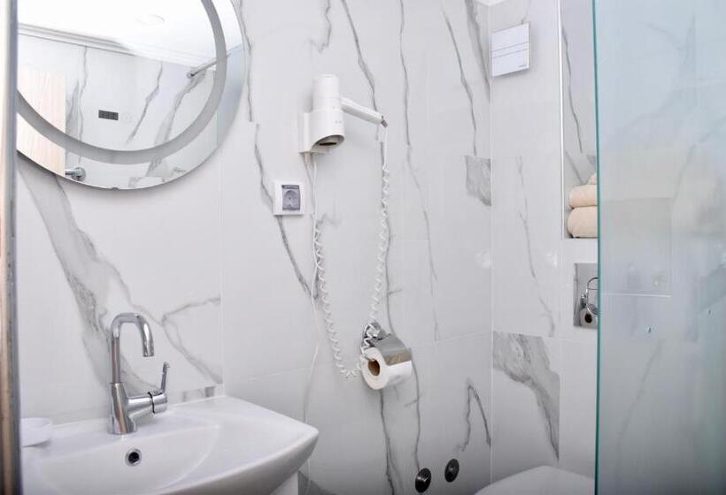 Апартаменты 3 Спальни Вид на Море, Family Hotel Apolonia