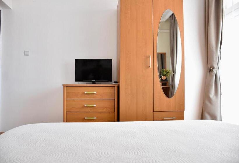 Семейный Номер, Family Hotel Apolonia