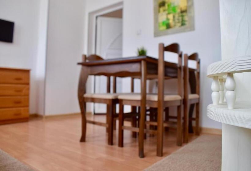 Апартаменты 1 Спальня с Террасой, Family Hotel Apolonia