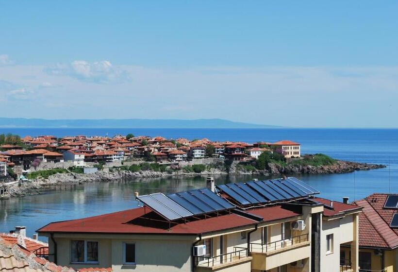 Апартаменты 1 Спальня Вид на Море, Family Hotel Apolonia