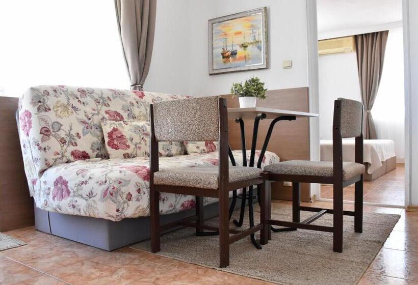 Апартаменты 1 Спальня Вид на Море, Family Hotel Apolonia