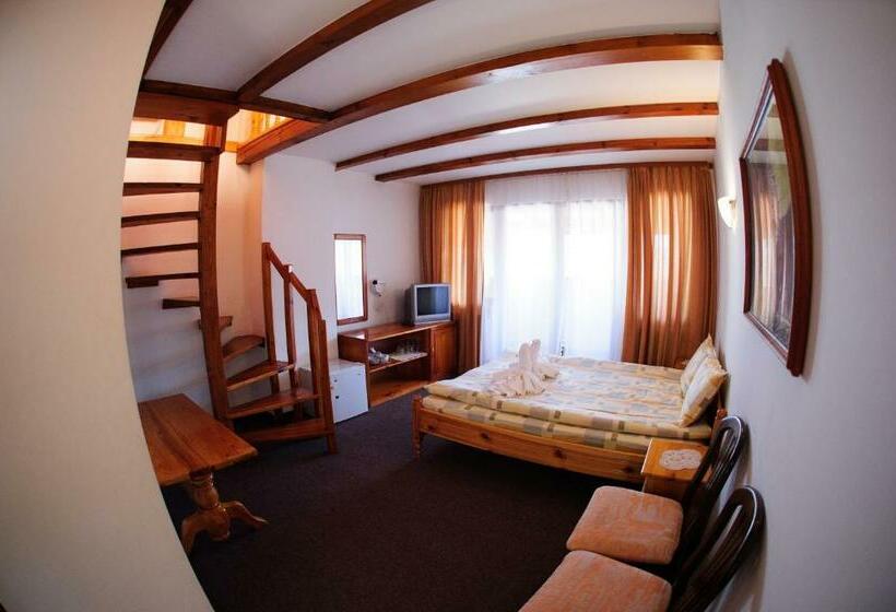 Duplex-huone, Family Hotel Nadejda