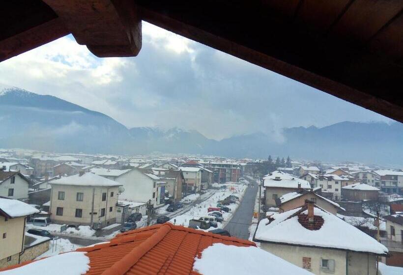 Duplex-huone, Family Hotel Nadejda