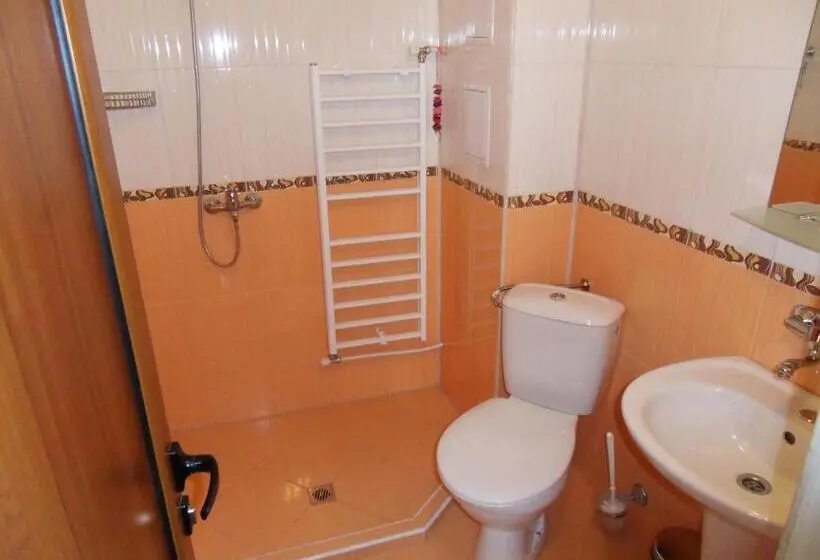 Duplex-huone, Family Hotel Nadejda