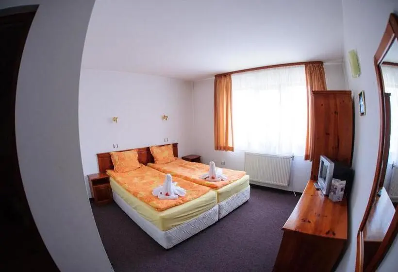 Economy-huone, Family Hotel Nadejda