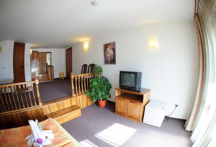 Superior-juniorsviitti, Family Hotel Nadejda