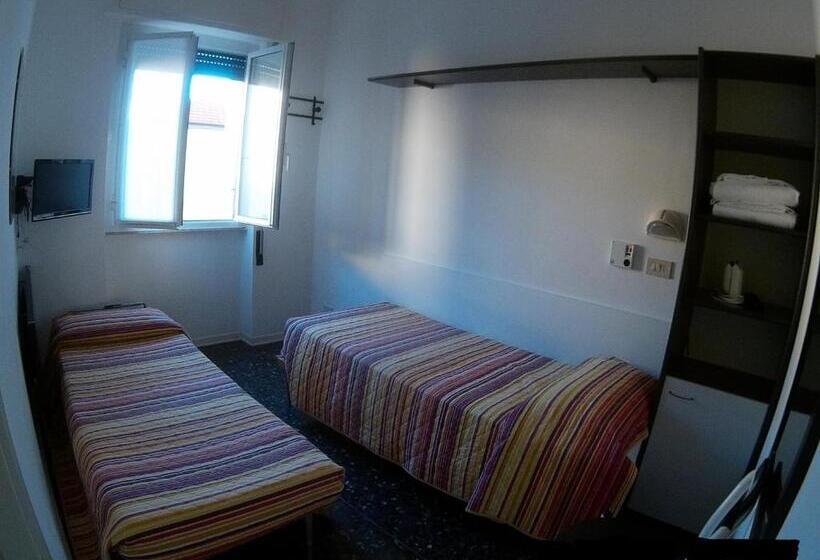 패밀리 룸, Al Capo