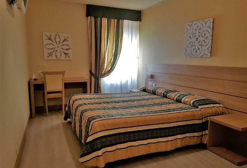 スタンダードルーム, Albergo Fiorita