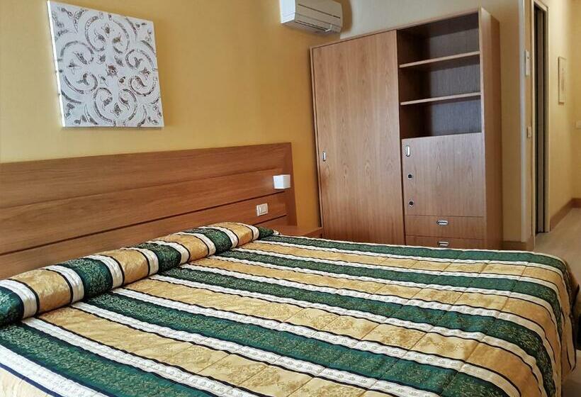 スタンダードルーム, Albergo Fiorita