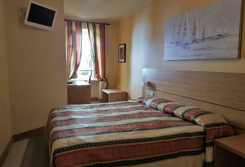 スタンダードルーム, Albergo Fiorita