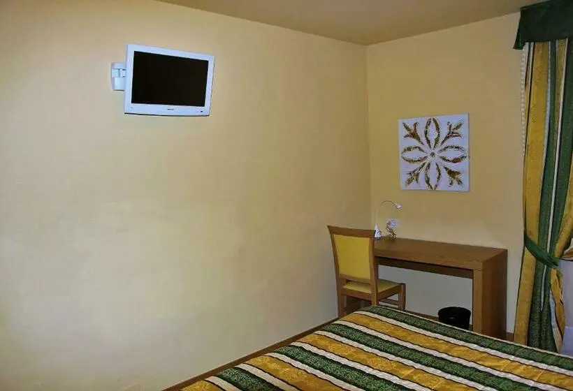 اتاق اکونومی, Albergo Fiorita