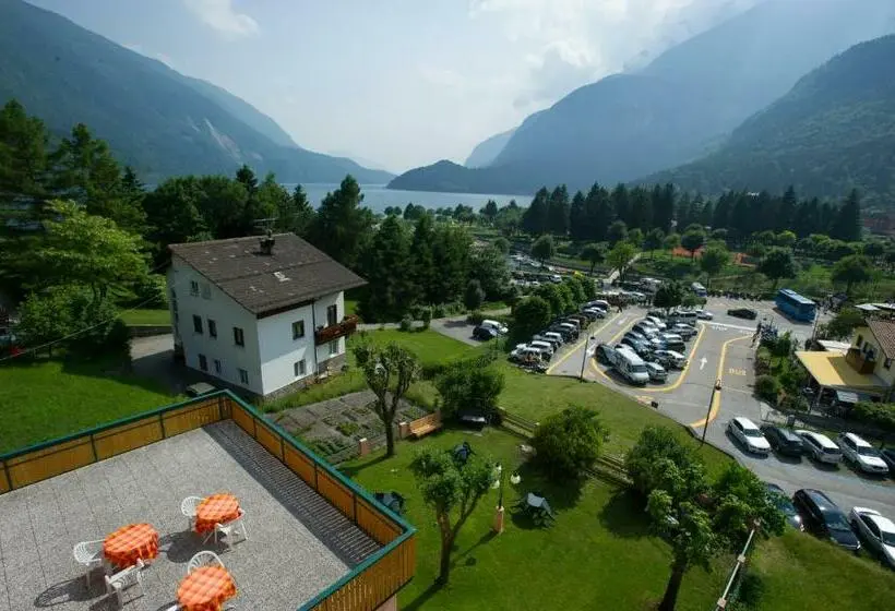 スタンダードトリプルルーム, Albergo Italia