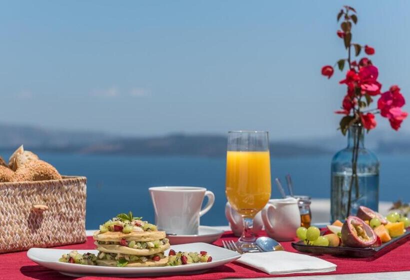 سوئیت با وان آب گرم, Chelidonia Luxury Suites