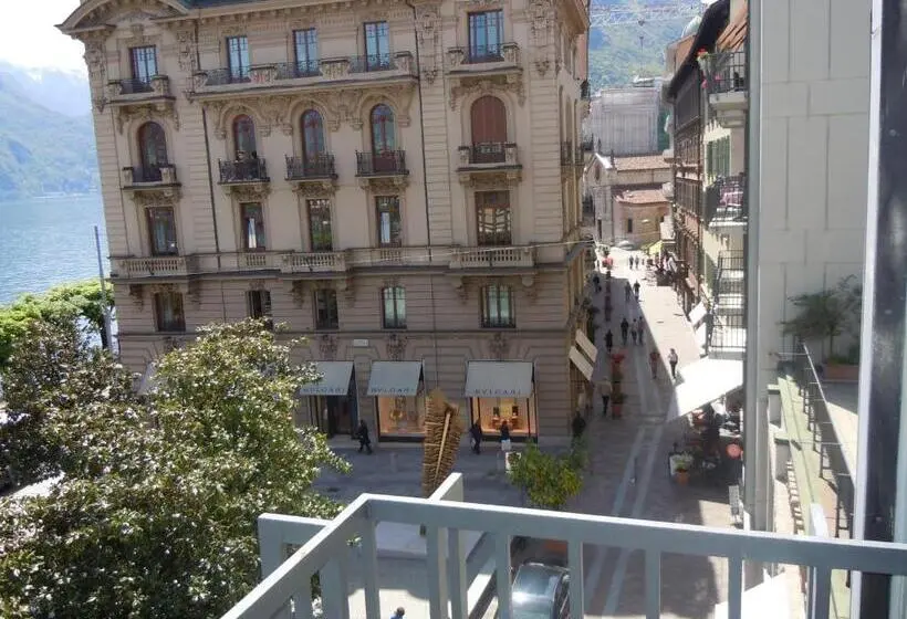 اتاق لوکس با چشم‌انداز دریاچه, Swiss Lodge Nassa Garni