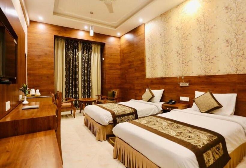 Deluxe-huone, The Imperial Kushinagar