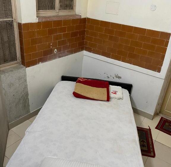 اتاق استاندارد یک نفره, Lake Land Guest House