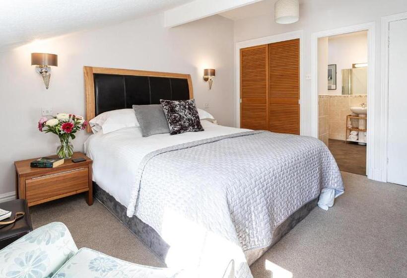 디럭스 룸 킹사이즈 침대, Norwood House