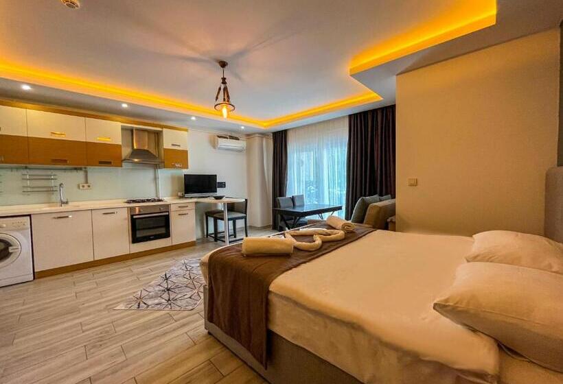 اتاق استاندارد با بالکن, Livia Luxury Apart