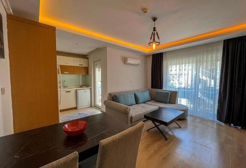 آپارتمان 1 خوابه با چشم‌انداز, Livia Luxury Apart