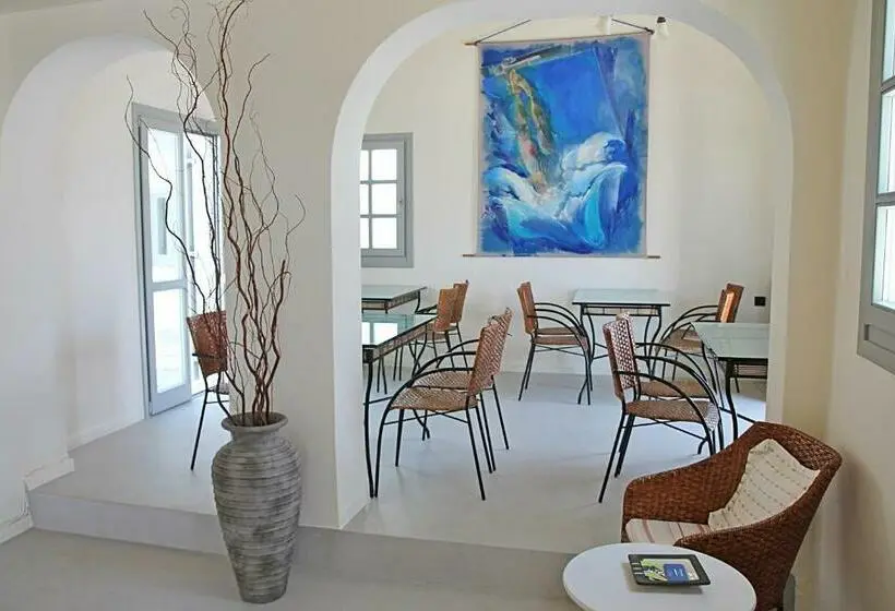 سوییت با چشم‌انداز دریا, She Mykonos Boutique