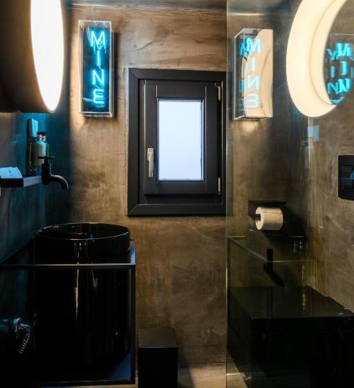 Triple Room Sea View, She Mykonos Boutique