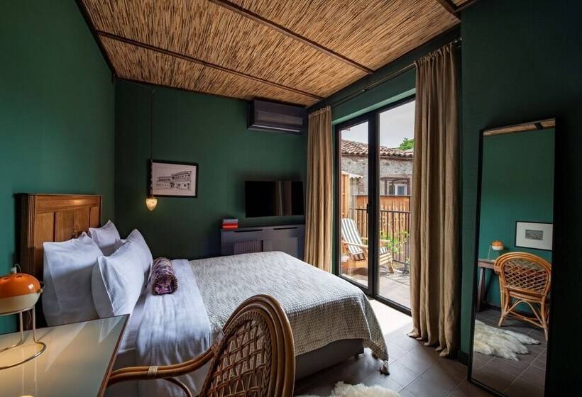 اتاق استاندارد, Communal Hotel Telavi