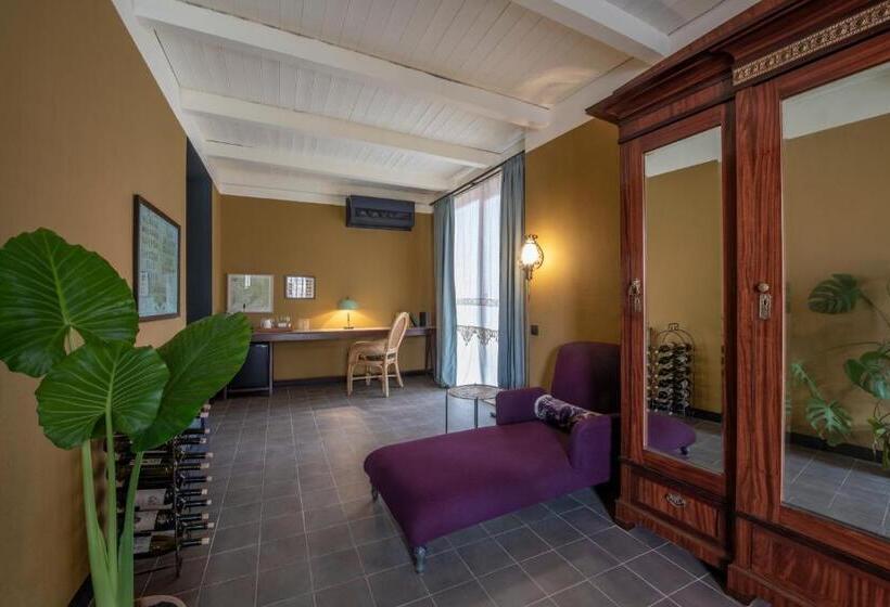 استودیو استاندارد با تخت کینگ, Communal Hotel Telavi