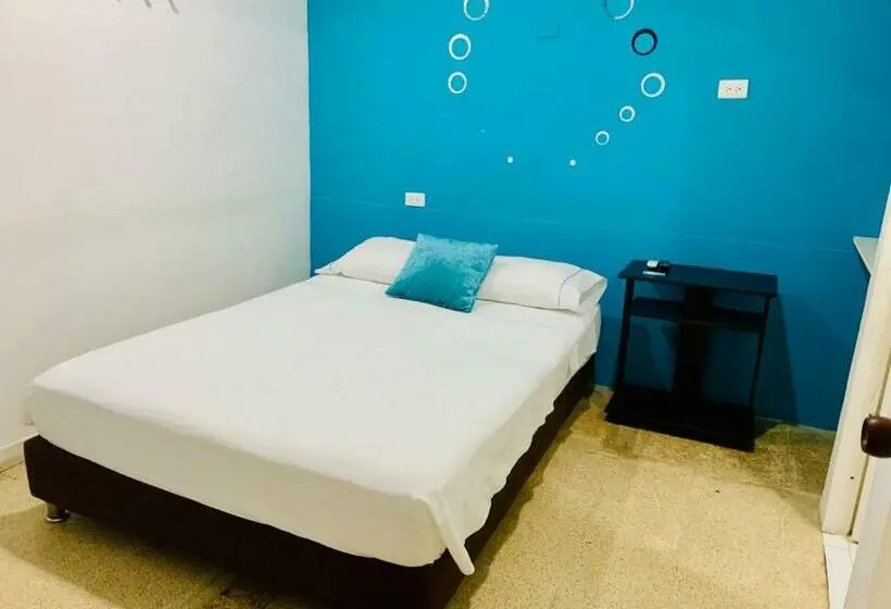 اتاق استاندارد یک نفره, Atuchi