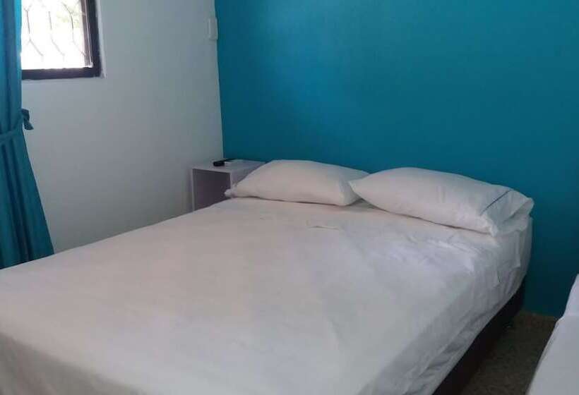 غرفة قياسية فردية, Atuchi