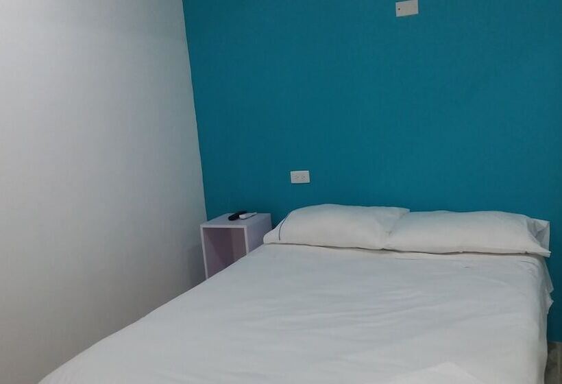 غرفة قياسية فردية, Atuchi