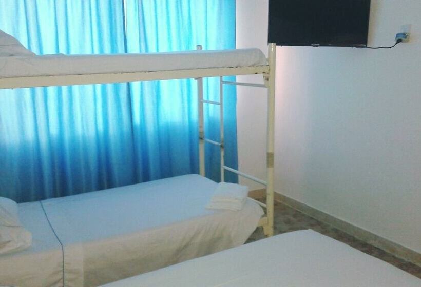 غرفة قياسية رباعية, Atuchi