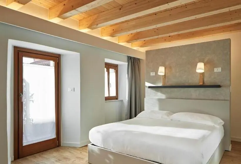 اتاق لوکس, Crocevia   Locanda Carsica Contemporanea