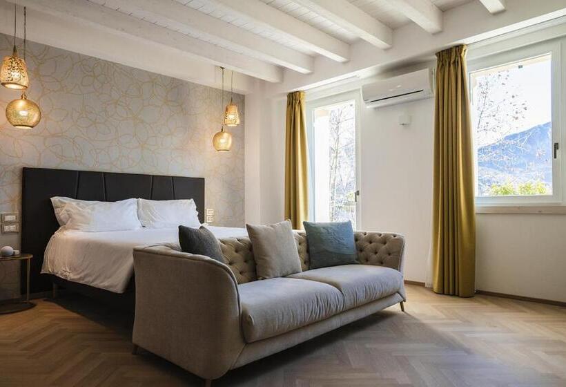 Suite with lake view, Luxury Suites Rocopom Lake Front