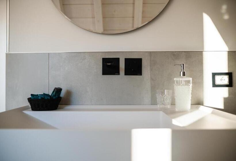 Номер Стандарт Вид на Озеро, Luxury Suites Rocopom Lake Front