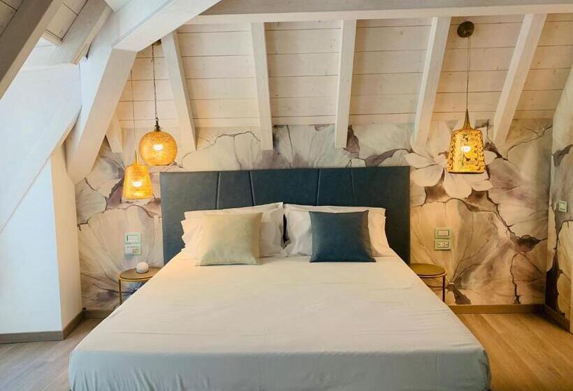 Номер Стандарт Вид на Горы, Luxury Suites Rocopom Lake Front