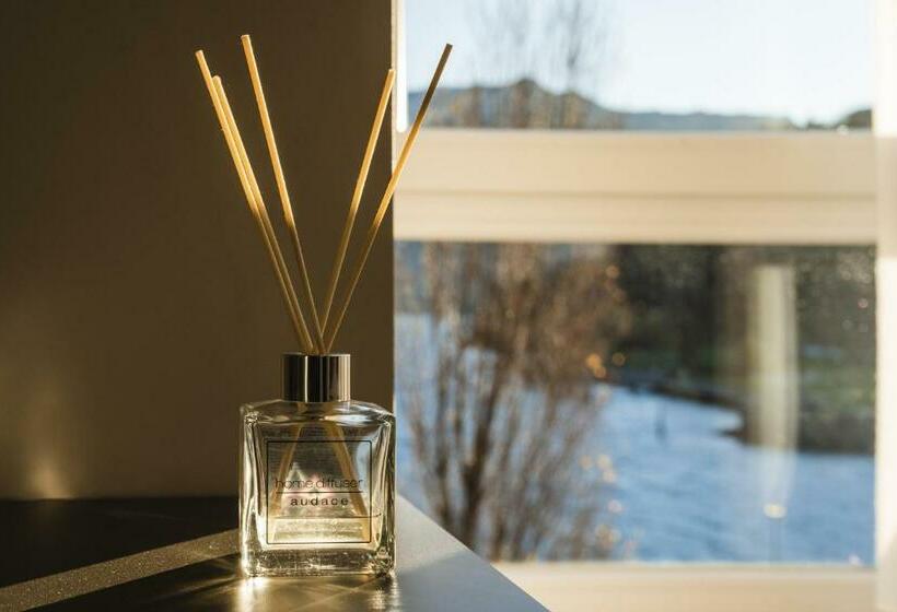 Номер Стандарт Вид на Озеро, Luxury Suites Rocopom Lake Front