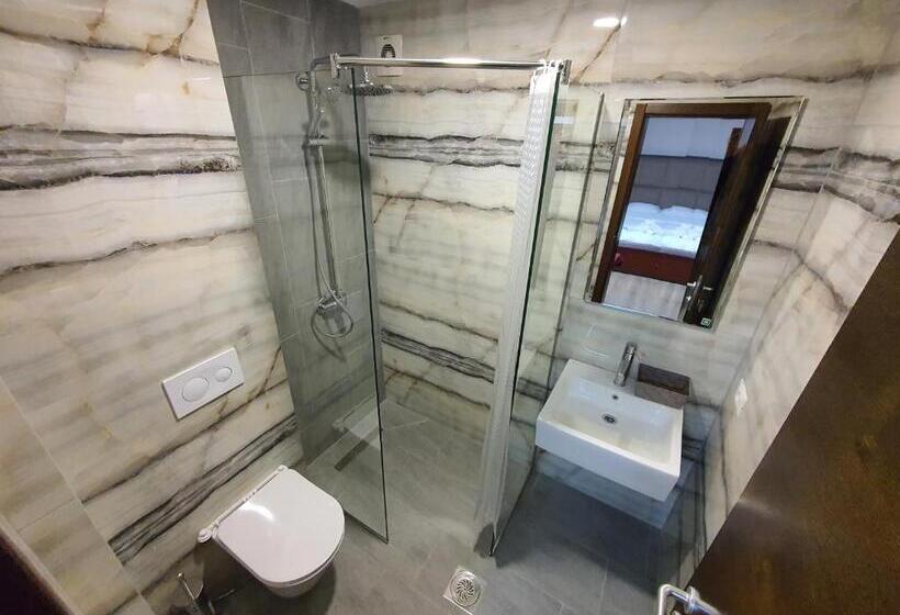 سوییت لوکس, Oferta