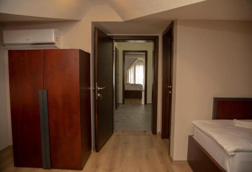 سوییت لوکس, Oferta