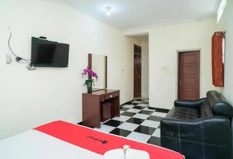デラックスルーム, Reddoorz Near Uniska Banjarmasin