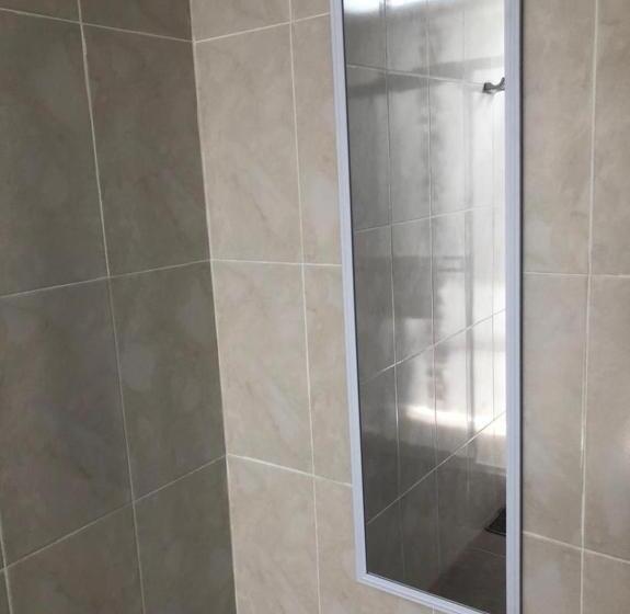 اتاق استاندارد, Hostal Lucy