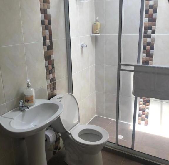 اتاق استاندارد, Hostal Lucy