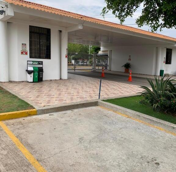 اتاق استاندارد, Hostal Lucy