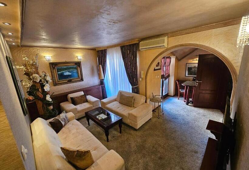 آپارتمان 1 خوابه با بالکن, Vila Geppetto