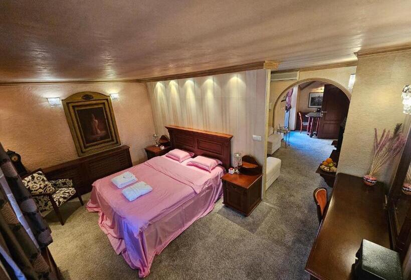 آپارتمان 1 خوابه با بالکن, Vila Geppetto