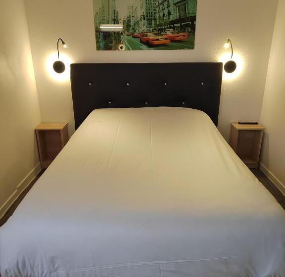 Номер Superior, Fasthotel Paris Ouest Bouafle