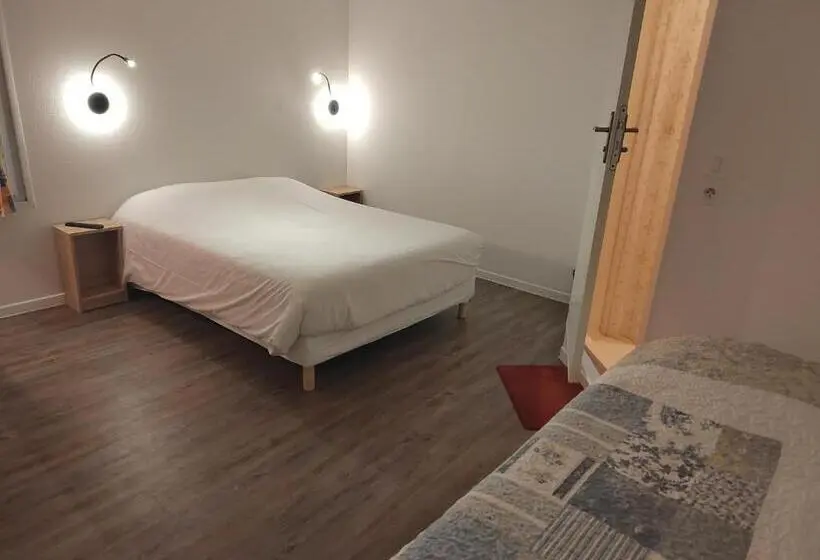 スタンダードトリプルルーム, Fasthotel Paris Ouest Bouafle