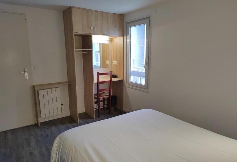 Номер Стандарт Трехместный, Fasthotel Paris Ouest Bouafle