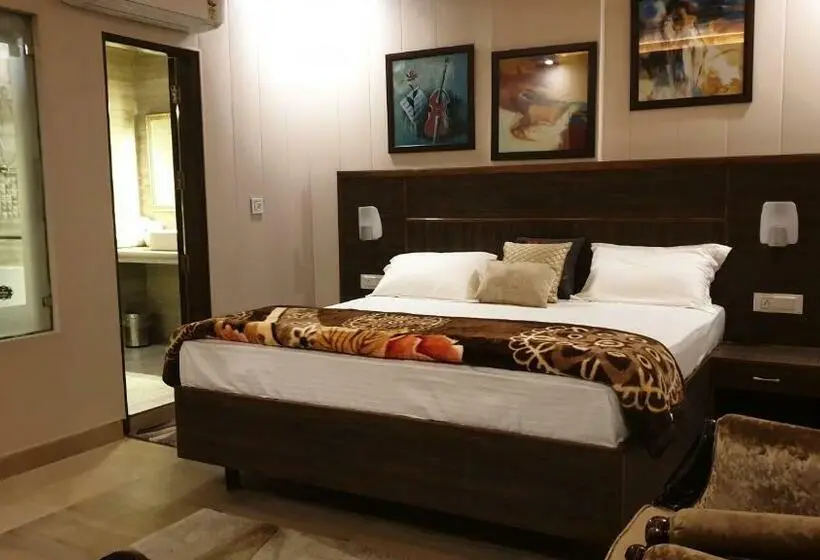 Deluxe Kamer met Kingsize Bed, Maple Leaf