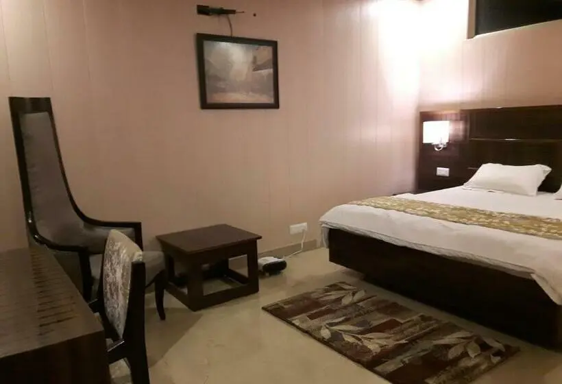 Economy Kamer, Maple Leaf
