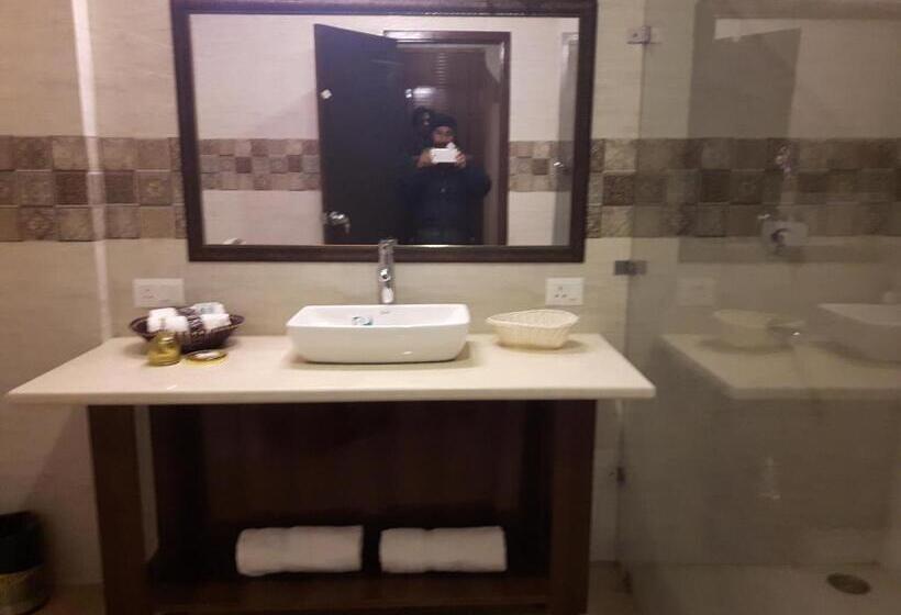 Номер Deluxe Кровать Кинг, Maple Leaf